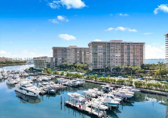 Photo 3 of Condo for sale at 2 Grv Isle Dr #B1709, Miami, FL 33133 | MLS# A12082539 | Listing updated on 2026-10-06