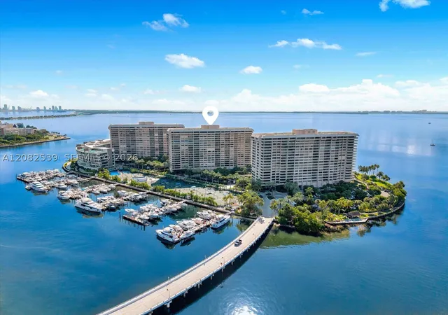 Photo 17 of Condo for sale at 2 Grv Isle Dr #B1709, Miami, FL 33133 | MLS# A12082539 | Listing updated on 2026-10-06