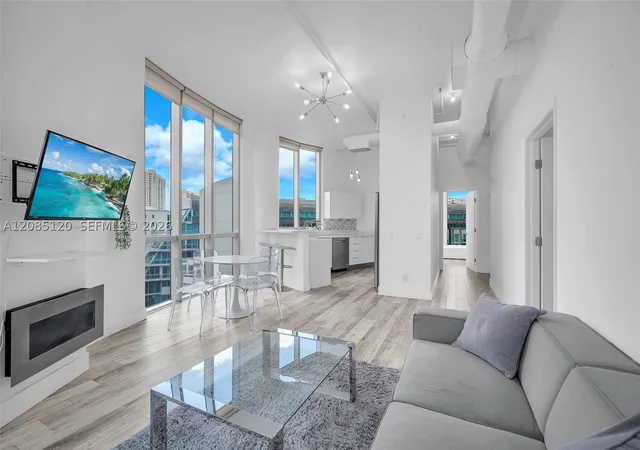 Photo 2 of Condo for sale at 3029 Ne 188th Street #725, Aventura, FL 33180 | MLS# A12085120 | Listing updated on 2026-10-02