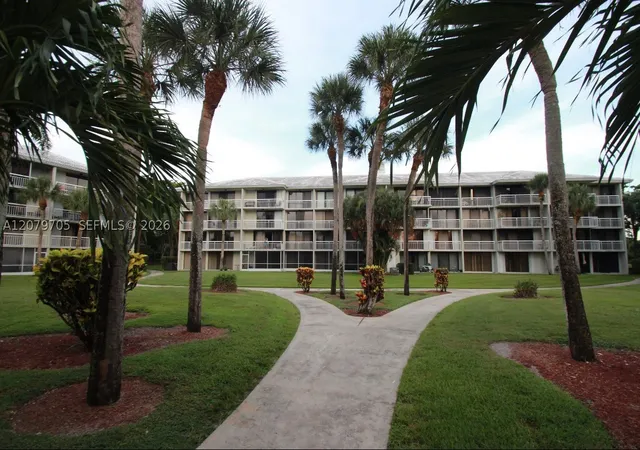 Photo 2 of Condo for sale at 2621 Village Blvd #205, West Palm Beach, FL 33409 | MLS# A12079705 | Listing updated on 2026-09-08