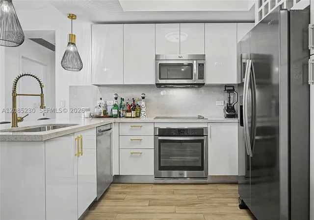 Photo 3 of Condo for sale at 999 SW 1st Avenue #2407, Miami, FL 33130 | MLS# A12085230 | Listing updated on 2026-09-08