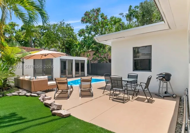 Listing Photo 4 - Condo for sale in building located at 509 SE 19th St, Fort Lauderdale, FL 33316