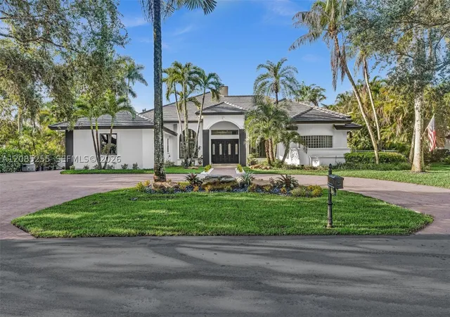 Photo 1 of Single family home for sale at 11980 Piccadilly Pl, Davie, FL 33325 | MLS# A12085255 | Listing updated on 2026-09-10