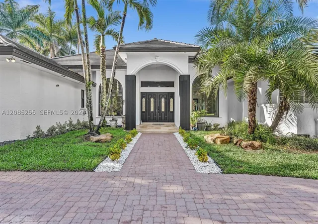 Photo 3 of Single family home for sale at 11980 Piccadilly Pl, Davie, FL 33325 | MLS# A12085255 | Listing updated on 2026-09-10