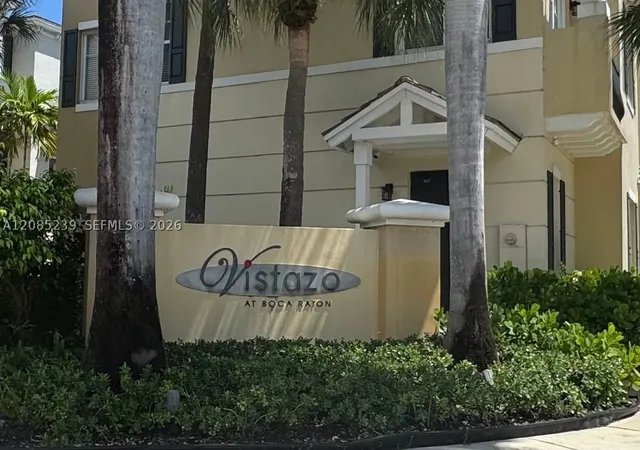 Photo 3 of Townhouse for sale at 500 Nw 39th Circle, Boca Raton, FL 33431 | MLS# A12085239 | Listing updated on 2026-09-12