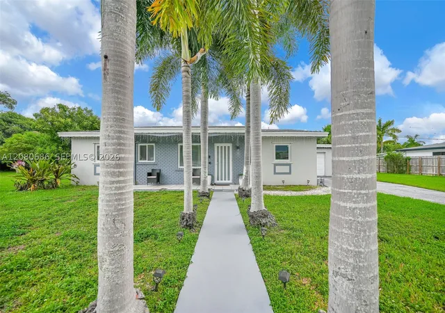 Photo 1 of Single family home for sale at 15400 Sw 297th Terrace, Homestead, FL 33033 | MLS# A12080686 | Listing updated on 2026-09-13