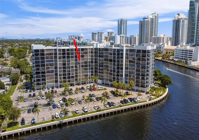 Photo 2 of Condo for sale at 200 Leslie Dr #724, Hallandale Beach, FL 33009 | MLS# A12085374 | Listing updated on 2026-09-10