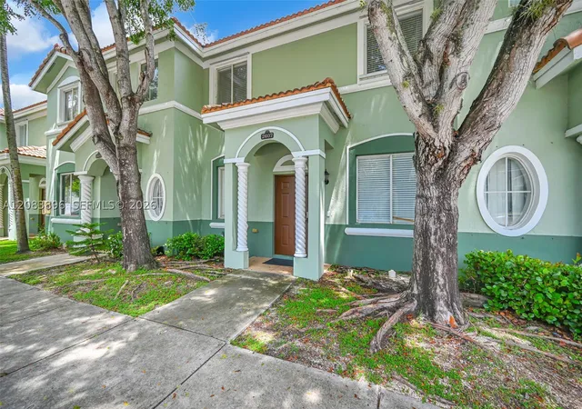 Photo 3 of Condo for sale at 2607 Se 14th Avenue #390, Homestead, FL 33035 | MLS# A12083896 | Listing updated on 2026-09-09