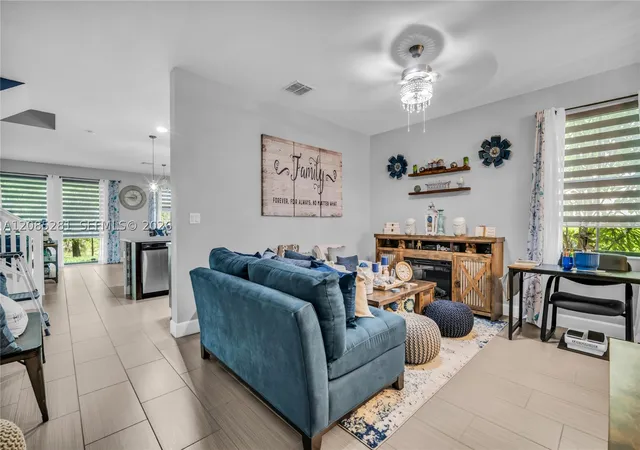 Photo 4 of Single family home for sale at 5104 NW 47th Street, Tamarac, FL 33319 | MLS# A12085281 | Listing updated on 2026-09-09