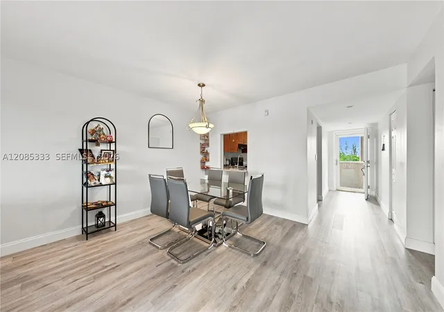 Photo 3 of Condo for sale at 3930 Inverrary Blvd #602-D, Lauderhill, FL 33319 | MLS# A12085333 | Listing updated on 2026-09-09