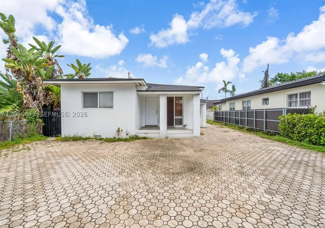 Photo 2 of Multi family home for sale at 540 Beacom Blvd, Miami, FL 33135 | MLS# A12069477 | Listing updated on 2026-09-09