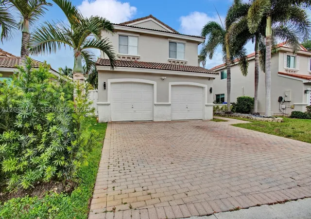 Photo 3 of Single family home for sale at 3432 Sw 49th Street, Hollywood, FL 33312 | MLS# A12082843 | Listing updated on 2026-09-13