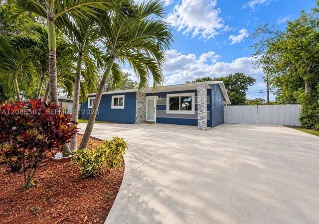 Photo 2 of Single family home for sale at 240 N 68th Avenue, Hollywood, FL 33024 | MLS# A12085582 | Listing updated on 2026-09-23