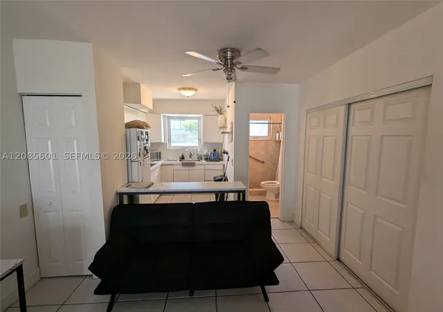 Photo 3 of Condo for sale at 158 Ocean Dr #406, Miami Beach, FL 33139 | MLS# A12085601 | Listing updated on 2026-09-11