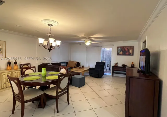 Photo 4 of Condo for sale at 176 Cape Cod Cir #0, Lake Worth, FL 33467 | MLS# A12085615 | Listing updated on 2026-09-09