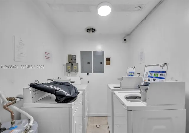 Listing Photo 4 - Condo for sale in building located at 8001 Crespi Blvd, Miami Beach, FL 33141 - Unit #4B