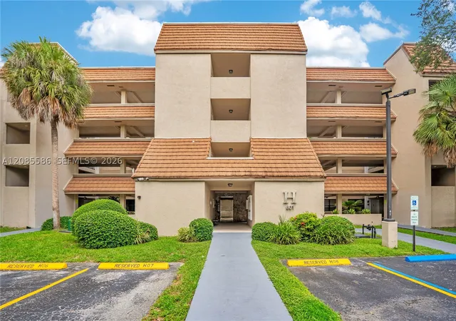 Photo 1 of Condo for sale at 601 Ives Dairy Rd #105-8, Miami, FL 33179 | MLS# A12085586 | Listing updated on 2026-09-13