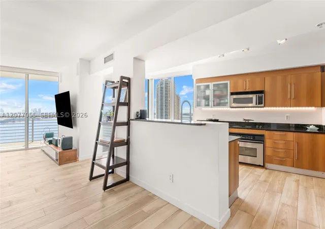 Photo 3 of Condo for sale at 325 S Biscayne Blvd #2723, Miami, FL 33131 | MLS# A12077055 | Listing updated on 2026-09-09