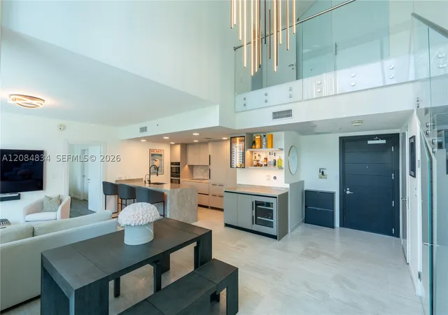 Photo 3 of Townhouse for sale at 200 Biscayne Blvd Way #508, Miami, FL 33131 | MLS# A12084834 | Listing updated on 2026-09-09