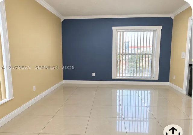 Listing Photo 5 - Condo for sale in building located at 2138 Sw 6Th St, Miami, FL 33135 - Unit #403