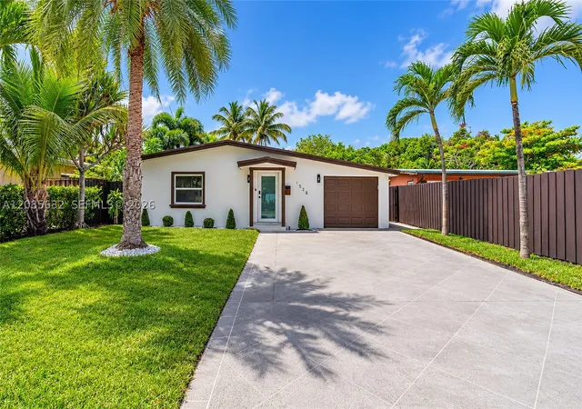 Photo 1 of Single family home for sale at 1525 Ne 18th Avenue, Fort Lauderdale, FL 33304 | MLS# A12085632 | Listing updated on 2026-09-13