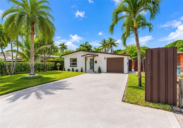 Photo 2 of Single family home for sale at 1525 Ne 18th Avenue, Fort Lauderdale, FL 33304 | MLS# A12085632 | Listing updated on 2026-09-13