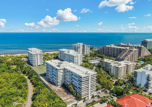 Listing Photo 1 - Condo for sale in building located at 155 Ocean Ln Dr, Key Biscayne, FL 33149 - Unit #103