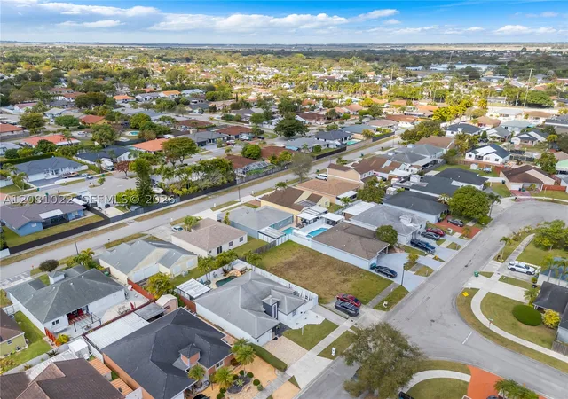 Photo 3 of Single family home for sale at 15480 SW 144th Avenue, Miami, FL 33177 | MLS# A12081022 | Listing updated on 2026-09-09