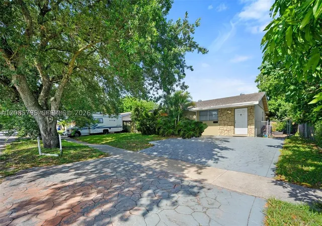 Photo 1 of Single family home for sale at 3530 N 65th Avenue, Hollywood, FL 33024 | MLS# A12085795 | Listing updated on 2026-09-10