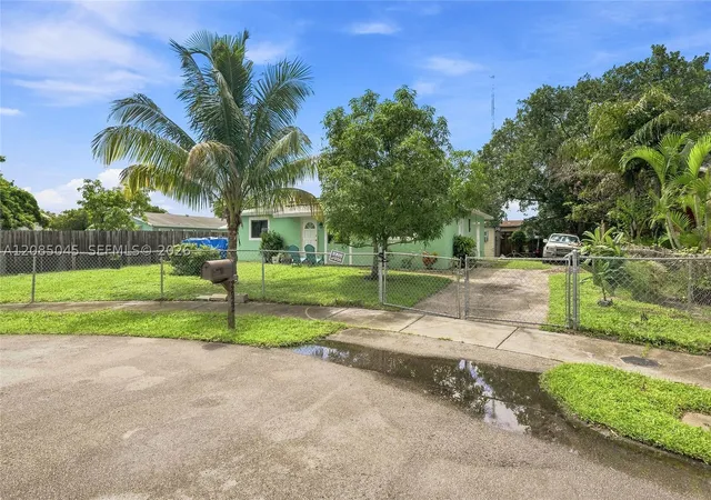 Photo 1 of Single family home for sale at 2622 Nw 24th Court, Fort Lauderdale, FL 33311 | MLS# A12085045 | Listing updated on 2026-09-10