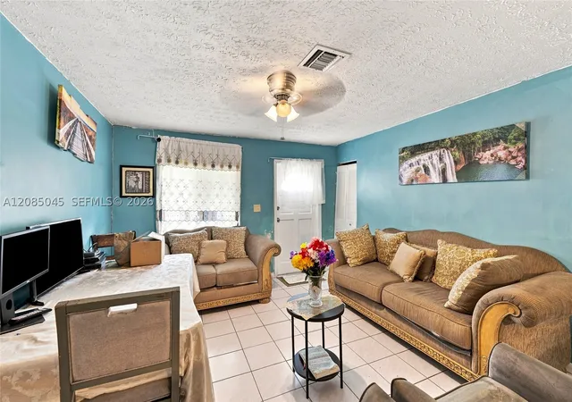Photo 3 of Single family home for sale at 2622 NW 24th Court, Fort Lauderdale, FL 33311 | MLS# A12085045 | Listing updated on 2026-09-10