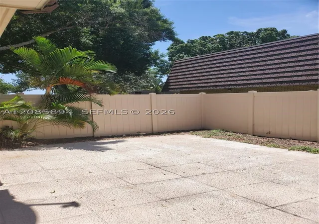 Photo 3 of Sale Pending at 7419 74th Way #7419, West Palm Beach, FL 33407 | MLS# A12085894 | Listing updated on 2026-09-16