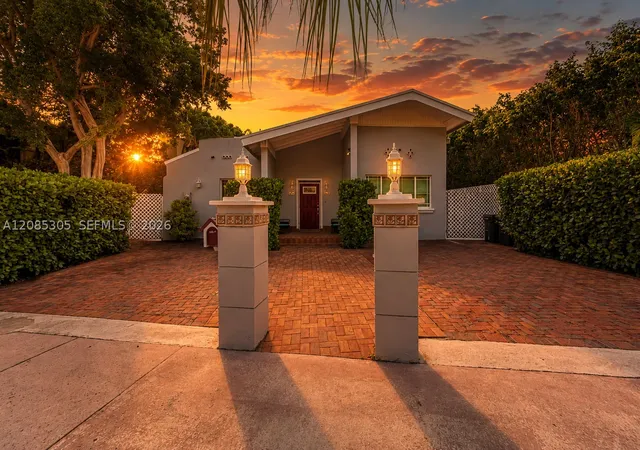 Photo 1 of Single family home for sale at 3719 Sheridan Ave, Miami Beach, FL 33140 | MLS# A12085305 | Listing updated on 2026-09-29