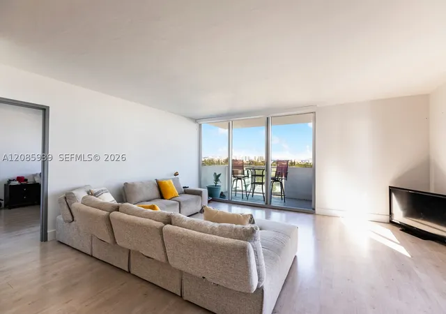 Photo 4 of Condo for sale at 1200 West Ave #907, Miami Beach, FL 33139 | MLS# A12085939 | Listing updated on 2026-09-10