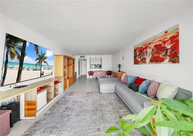 Photo 4 of Condo for sale at 2401 S Ocean Dr #1702, Hollywood, FL 33019 | MLS# A12085952 | Listing updated on 2026-09-13