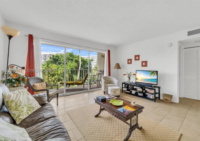 Photo 3 of Condo for sale at 200 178th Drive #409, Sunny Isles Beach, FL 33160 | MLS# A12085961 | Listing updated on 2026-09-10