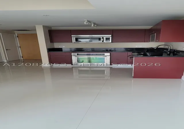 Photo 2 of Condo for sale at 244 Biscayne Blvd #652, Miami, FL 33132 | MLS# A12082053 | Listing updated on 2026-09-23
