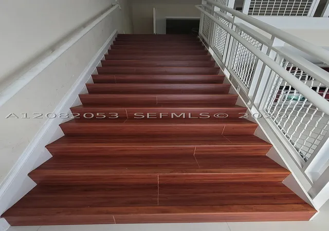Photo 4 of Condo for sale at 244 Biscayne Blvd #652, Miami, FL 33132 | MLS# A12082053 | Listing updated on 2026-09-23