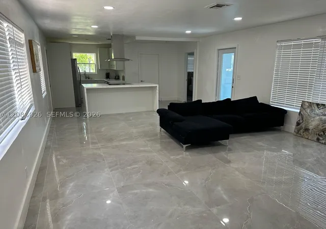 Photo 3 of Single family home for sale at 1510 S 24th Avenue, Hollywood, FL 33020 | MLS# A12086026 | Listing updated on 2026-09-10