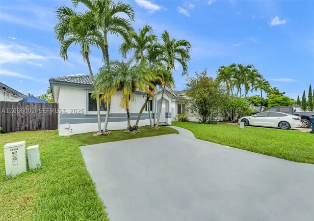 Photo 4 of Single family home for sale at 13936 SW 151st Avenue, Miami, FL 33196 | MLS# A12086002 | Listing updated on 2026-10-03