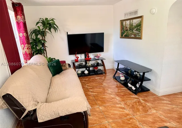Photo 2 of Single family home for sale at 343 W 11th Street, Hialeah, FL 33010 | MLS# A12086079 | Listing updated on 2026-09-10