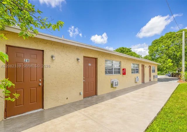Photo 1 of Multi family home for sale at 920 S K St, Lake Worth, FL 33460 | MLS# A12082339 | Listing updated on 2026-09-10