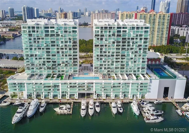 Photo 4 of House for sale at 400 Sunny Isles Blvd Dd 421, Sunny Isles Beach, FL 33160 | MLS# A12086107 | Listing updated on 2026-09-10