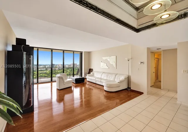 Photo 4 of Condo for sale at 19500 Turnberry Way #23C, Aventura, FL 33180 | MLS# A12085501 | Listing updated on 2026-09-10