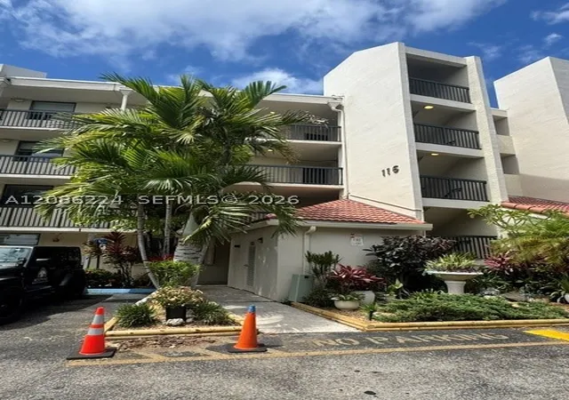 Photo 1 of Condo for sale at 116 Lake Emerald Dr #202, Oakland Park, FL 33309 | MLS# A12086224 | Listing updated on 2026-09-10