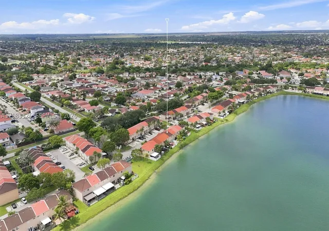Photo 4 of Single family home for sale at 17561 SW 140th Court, Miami, FL 33177 | MLS# A12083326 | Listing updated on 2026-09-15