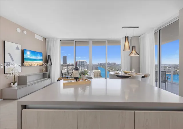 Photo 3 of Condo for sale at 4010 S Ocean Dr #R2008, Hollywood, FL 33019 | MLS# A12075967 | Listing updated on 2026-09-10