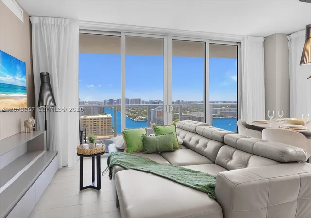 Photo 4 of Condo for sale at 4010 S Ocean Dr #R2008, Hollywood, FL 33019 | MLS# A12075967 | Listing updated on 2026-09-10