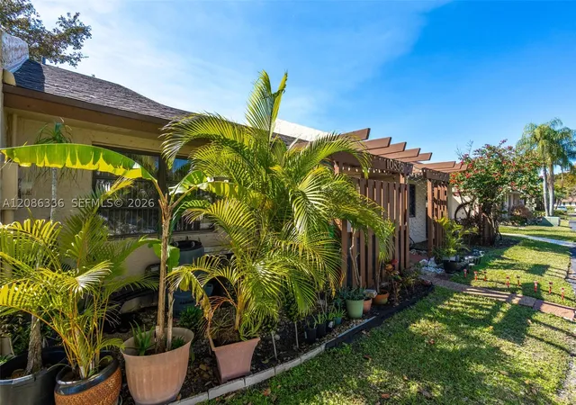 Photo 3 of Single family home for sale at 10836 Nw 30th Place #354, Sunrise, FL 33322 | MLS# A12086336 | Listing updated on 2026-09-10