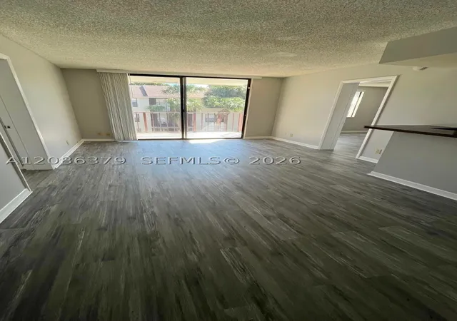 Photo 3 of Condo for sale at 706 Executive Ctr Dr #34, West Palm Beach, FL 33401 | MLS# A12086379 | Listing updated on 2026-09-10